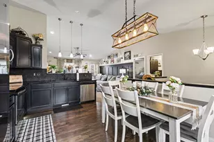 72157 Beacon Ct, South Haven, MI 49090 - Photo 4