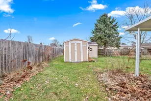 437 Richard St, Quincy, MI 49082 - Photo 10