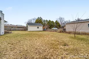 6566 Cherrywood Ave, Jenison, MI 49428 - Photo 46