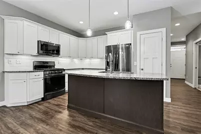 9222 Hatton Circle, Richland, MI 49083 - Photo 8