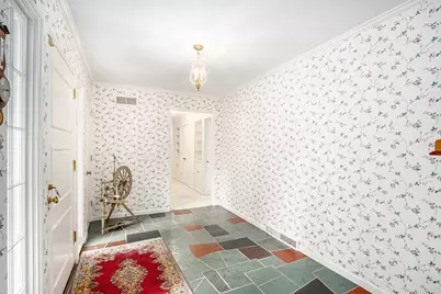 1734 Embury Road, Kalamazoo, MI 49008 - Photo 4