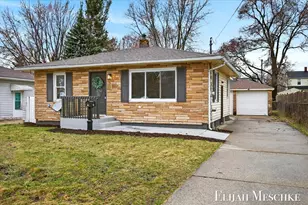 27 Maplelawn St SW, Grand Rapids, MI 49548 - Photo 2