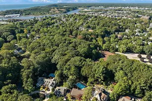 375 Woodlawn Ave, Grand Haven, MI 49417 - Photo 60