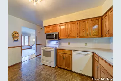 2250 Columbus Avenue, Norton Shores, MI 49441 - Photo 8