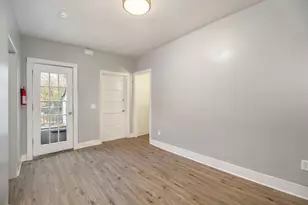 709 W Lovell St, Kalamazoo, MI 49007 - Photo 8