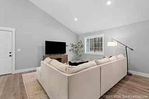 1060 Chicago Dr, Whitehall, MI 49461 - Photo 10