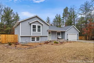 1060 Chicago Dr, Whitehall, MI 49461 - Photo 6