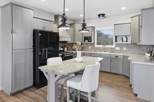 8886 Stonepoint Ct, Jenison, MI 49428 - Photo 14