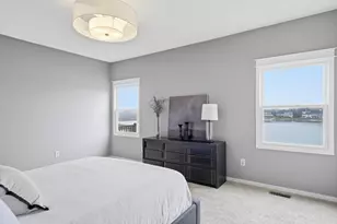 8886 Stonepoint Ct, Jenison, MI 49428 - Photo 16