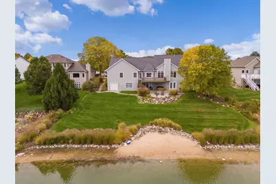 8886 Stonepoint Court, Jenison, MI 49428 - Photo 2