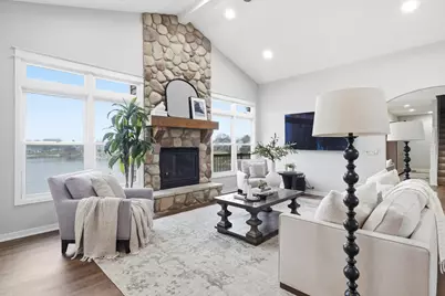 8886 Stonepoint Court, Jenison, MI 49428 - Photo 4