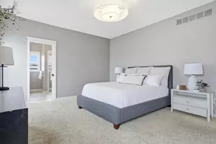 8886 Stonepoint Ct, Jenison, MI 49428 - Photo 18