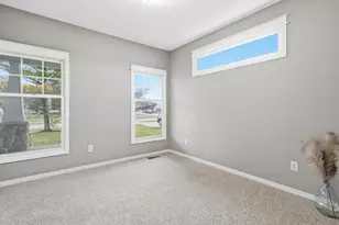 8886 Stonepoint Ct, Jenison, MI 49428 - Photo 26