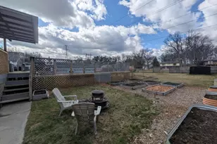 18298 Alvaro Ave, Brownstown, MI 48193 - Photo 40