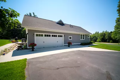 10201 Opal Ridge Drive, Onekama, MI 49675 - Photo 6