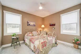 10201 Opal Ridge Dr, Onekama, MI 49675 - Photo 40