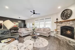 10201 Opal Ridge Dr, Onekama, MI 49675 - Photo 12