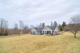 10201 Opal Ridge Dr, Onekama, MI 49675 - Photo 8