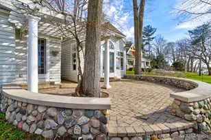 714 N Shore Dr, Holland, MI 49424 - Photo 12