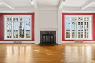 714 N Shore Dr, Holland, MI 49424 - Photo 6