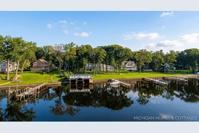 714 N Shore Drive, Holland, MI 49424 - Photo 4