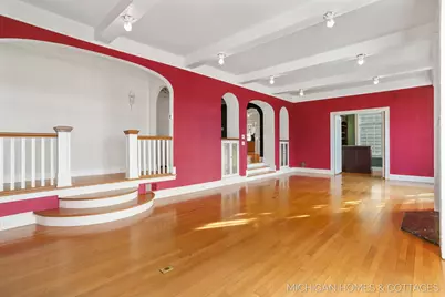 714 N Shore Drive, Holland, MI 49424 - Photo 8