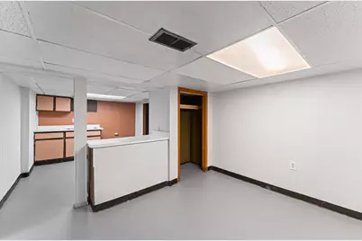 20947 Beechwood Avenue, Eastpointe, MI 48021 - Photo 16