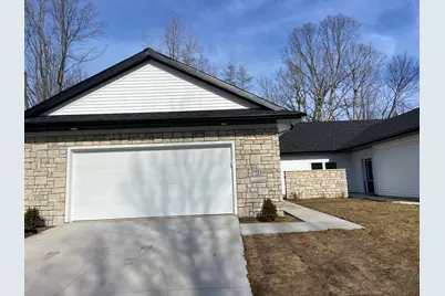 725 Violet Way, Saint Joseph, MI 49085 - Photo 2