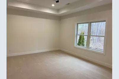 725 Violet Way, Saint Joseph, MI 49085 - Photo 12