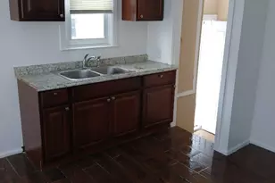 12075 Rossiter St, Detroit, MI 48224 - Photo 4