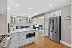 219 N Edison Ave, Royal Oak, MI 48067 - Photo 4