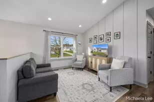 429 Plum St, Wayland, MI 49348 - Photo 4