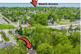 723 Arbor Ct, South Haven, MI 49090 - Photo 2