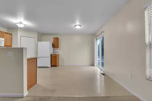 8126 Cypress Cir, Dexter, MI 48130 - Photo 6