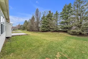8126 Cypress Cir, Dexter, MI 48130 - Photo 34