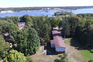 8005 Old Channel Trail, Montague, MI 49437 - Photo 4