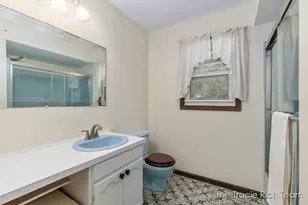 1380 Lake Michigan Dr NW, Grand Rapids, MI 49534 - Photo 28