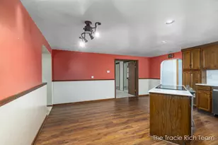 1380 Lake Michigan Dr NW, Grand Rapids, MI 49534 - Photo 18