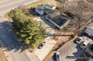 1380 Lake Michigan Dr NW, Grand Rapids, MI 49534 - Photo 50