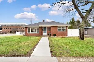 1508 Wisconsin St, Grand Haven, MI 49417 - Photo 2