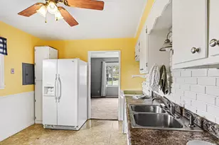 5941 Downing St, Portage, MI 49024 - Photo 6