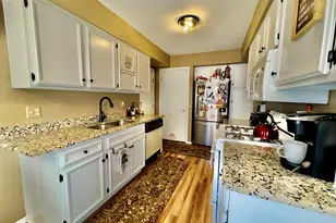 35466 Stillmeadow Ln, Clinton, MI 48035 - Photo 12