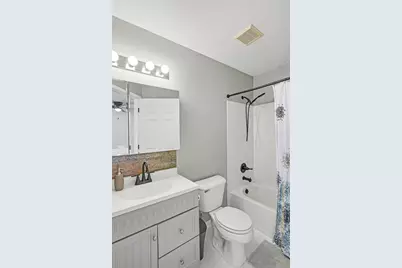 4404 Willow View Court, Howell, MI 48843 - Photo 16