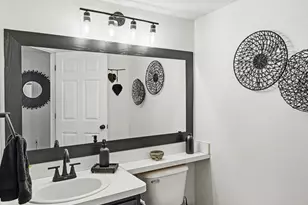 4404 Willow View Ct, Howell, MI 48843 - Photo 10