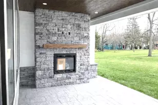 5615 Old Orchard Trail, Orchard Lake, MI 48324 - Photo 16