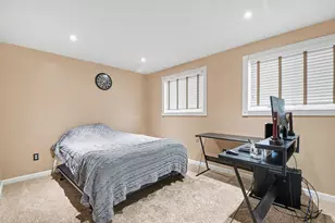 548 Hall St, Ionia, MI 48846 - Photo 14