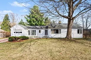 3784 Jennings Dr, Kalamazoo, MI 49048 - Photo 2