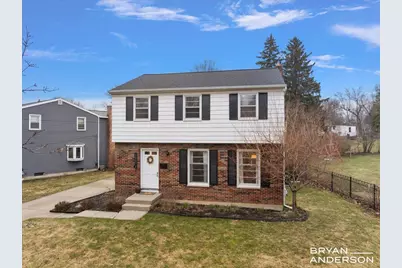 1829 Lonsdale Drive NE, Grand Rapids, MI 49503 - Photo 1