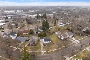 1829 Lonsdale Dr NE, Grand Rapids, MI 49503 - Photo 38