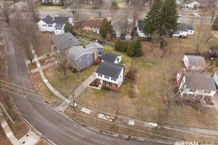 1829 Lonsdale Dr NE, Grand Rapids, MI 49503 - Photo 34